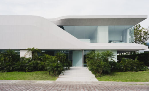 Casa TA / Estudio Felipe Escudero