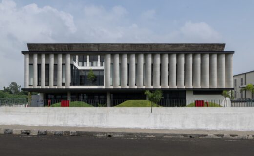 JASH  Factory  / KSM Architecture