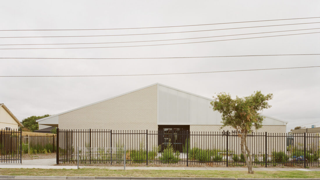 Meadows Primary School / Project 12 Architecture