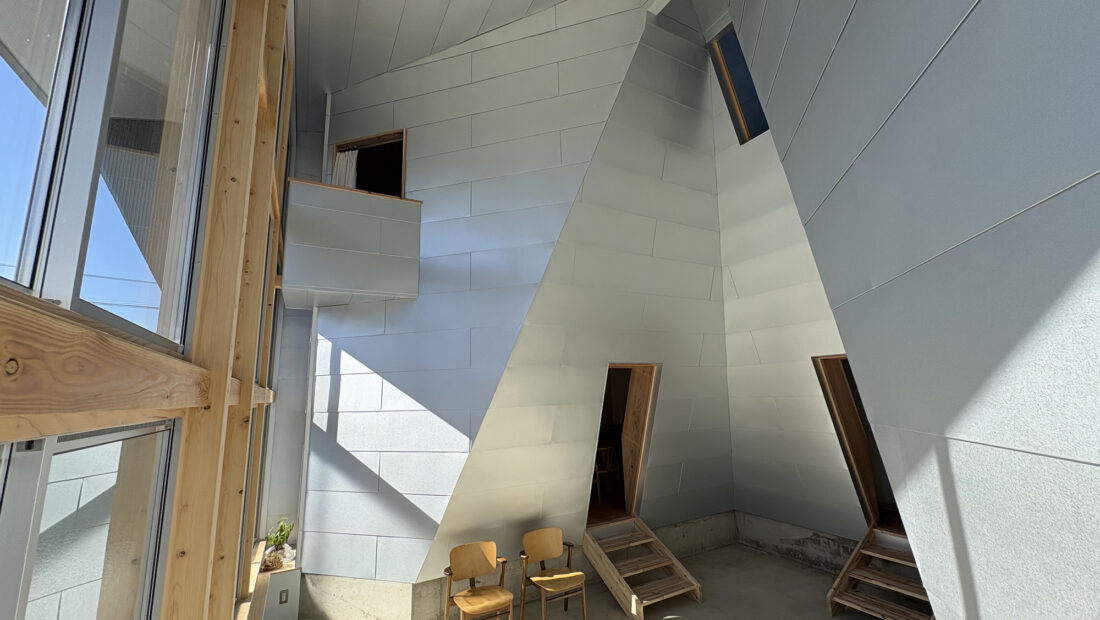Pit garden in Passive House / D Environmental Design System Laboratory