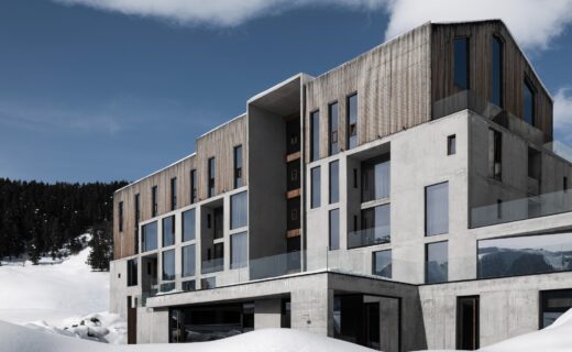 Spa Complex Moon2 / Architectural Studio Chado