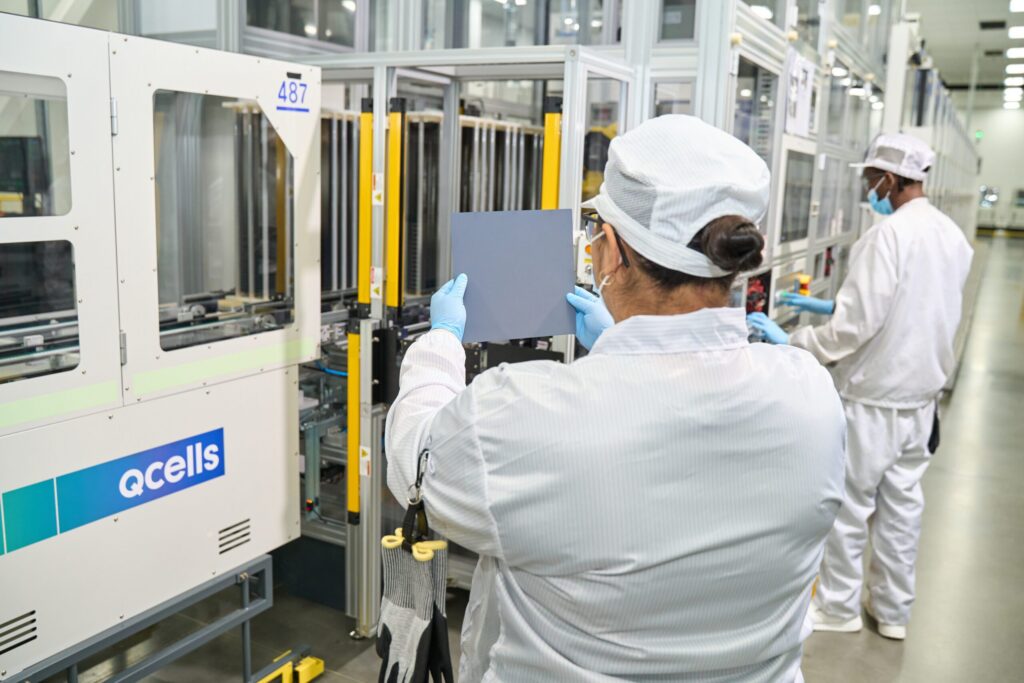 The first vertically integrated solar facility in the U.S. is now in operation