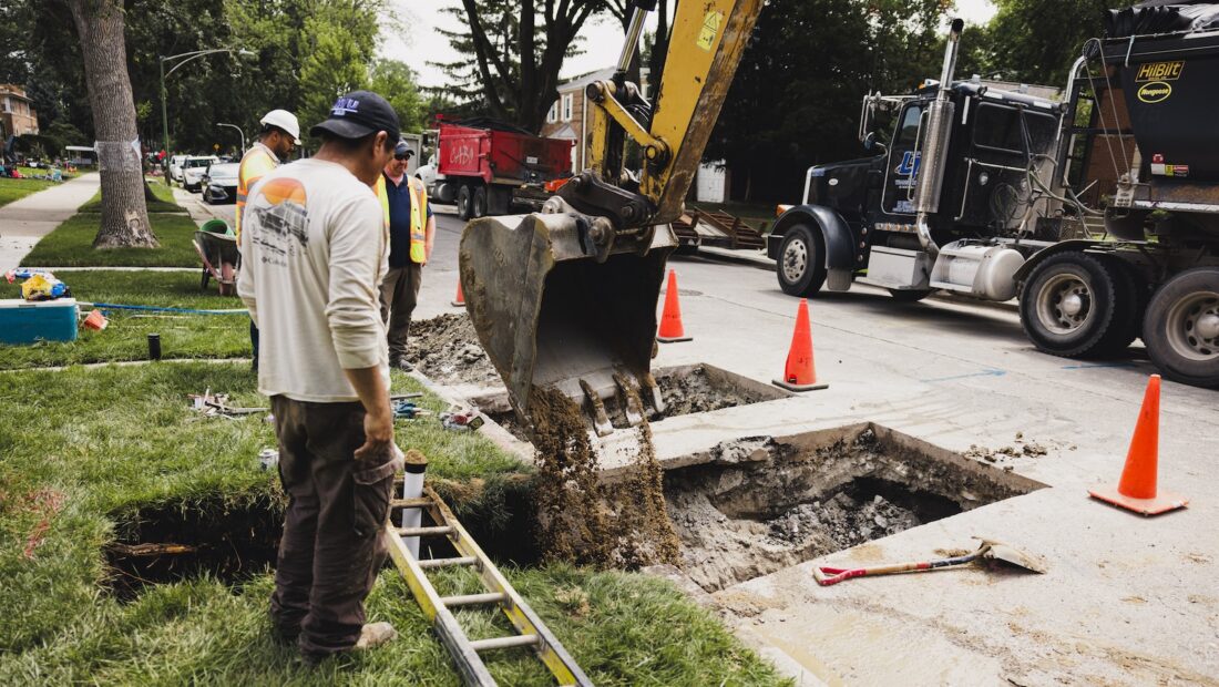 Why is it so unusually expensive to replace lead pipes in Chicago?