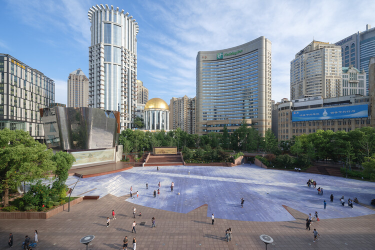 The Ecological Kaleidoscope of East Nanjing Road: Century Square Reborn / EMBT + TJAD