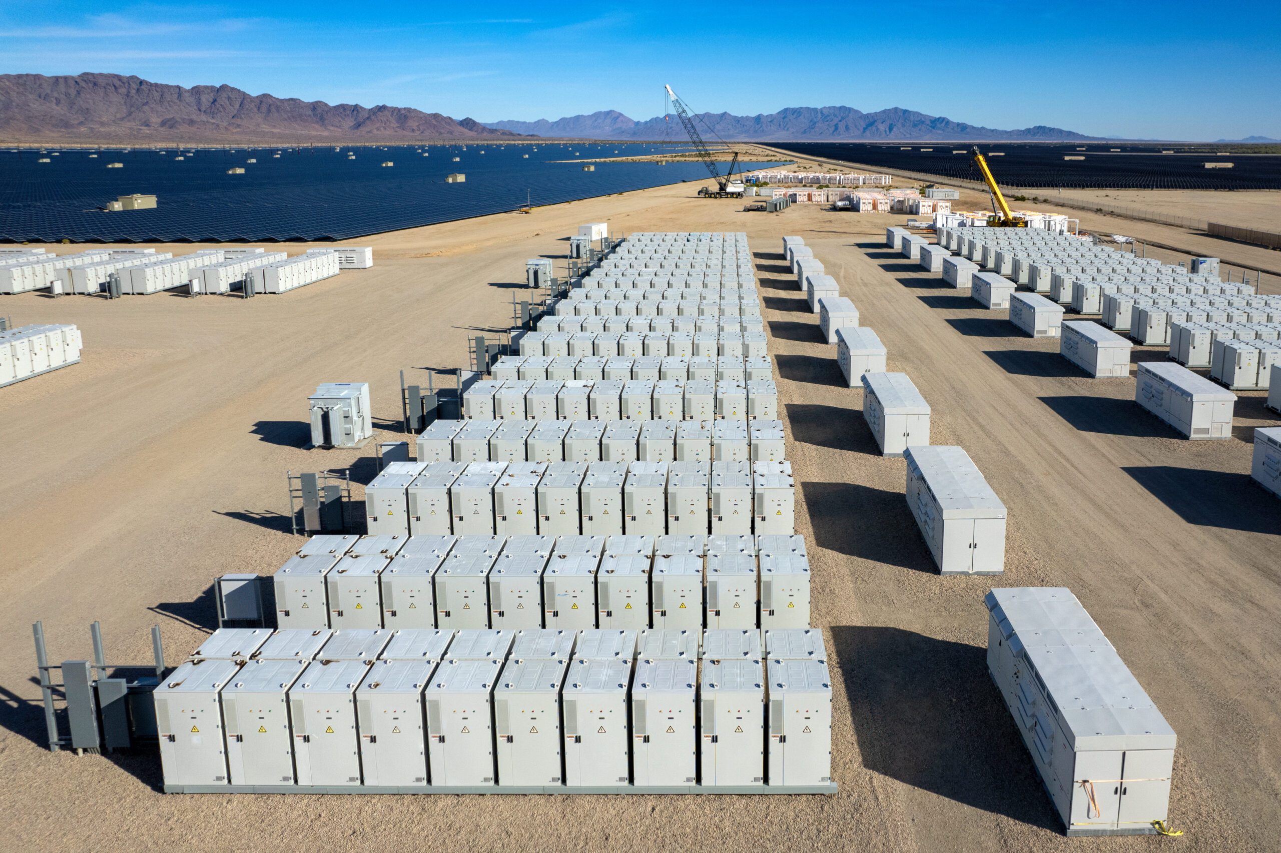Scaling and optimizing modern battery production: The role of advanced automation and digitalization