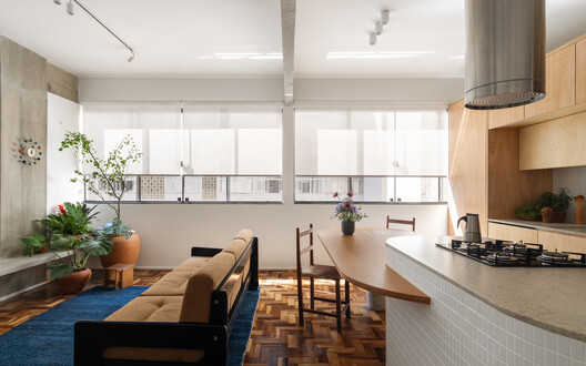 Caju Apartment / CODA Arquitetura