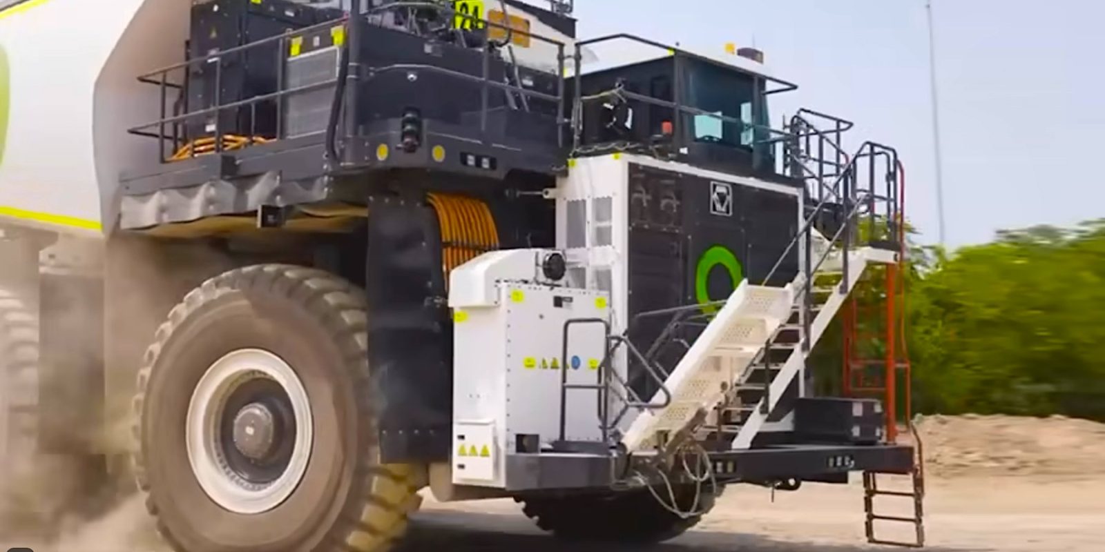 Another day at the office: Fortescue CEO test drives 150 ton haul truck