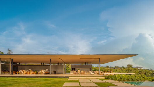 DRP House / Jacobsen Arquitetura