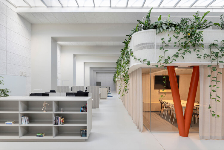 Halcom Offices / KIP arhitekti