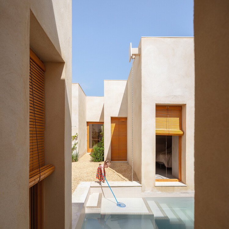 Casa Jar / Estudio Nada