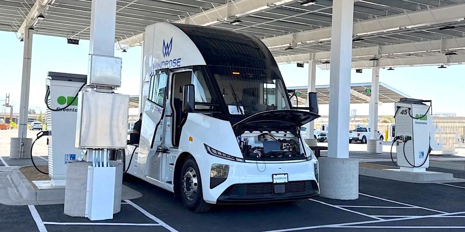 Windrose says 10 of its electric semi trucks are coming to Texas’ I-35 corridor