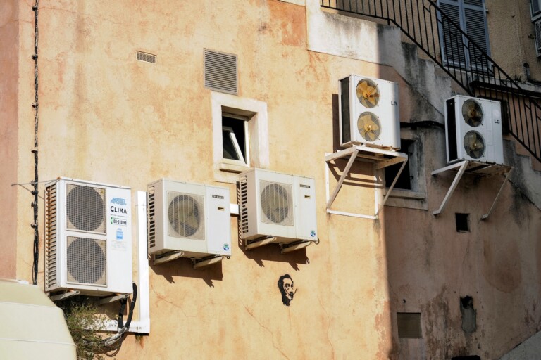 Factcheck: No, Europe’s heatwaves are not being ‘caused’ by declining air pollution
