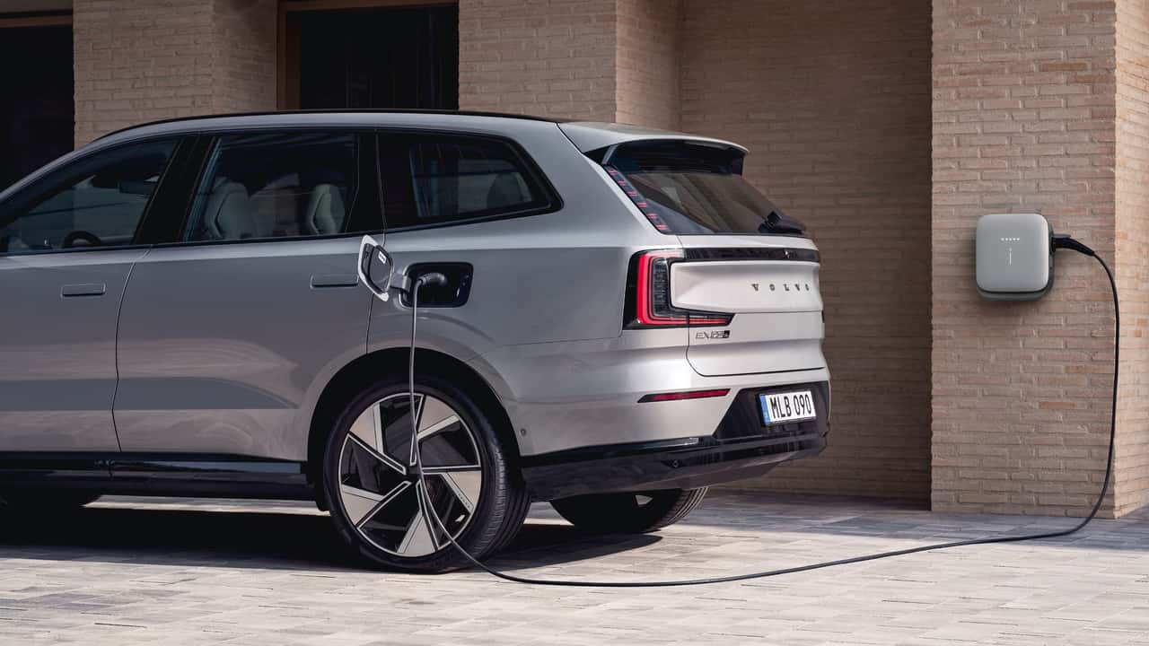 Massachusetts EV Owners Will Earn Money By Selling Battery Power