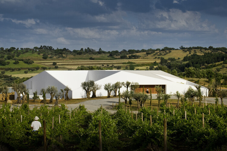 Neither Farm Nor Hotel: Why Agritourism Needs Its Own Architectural Typology