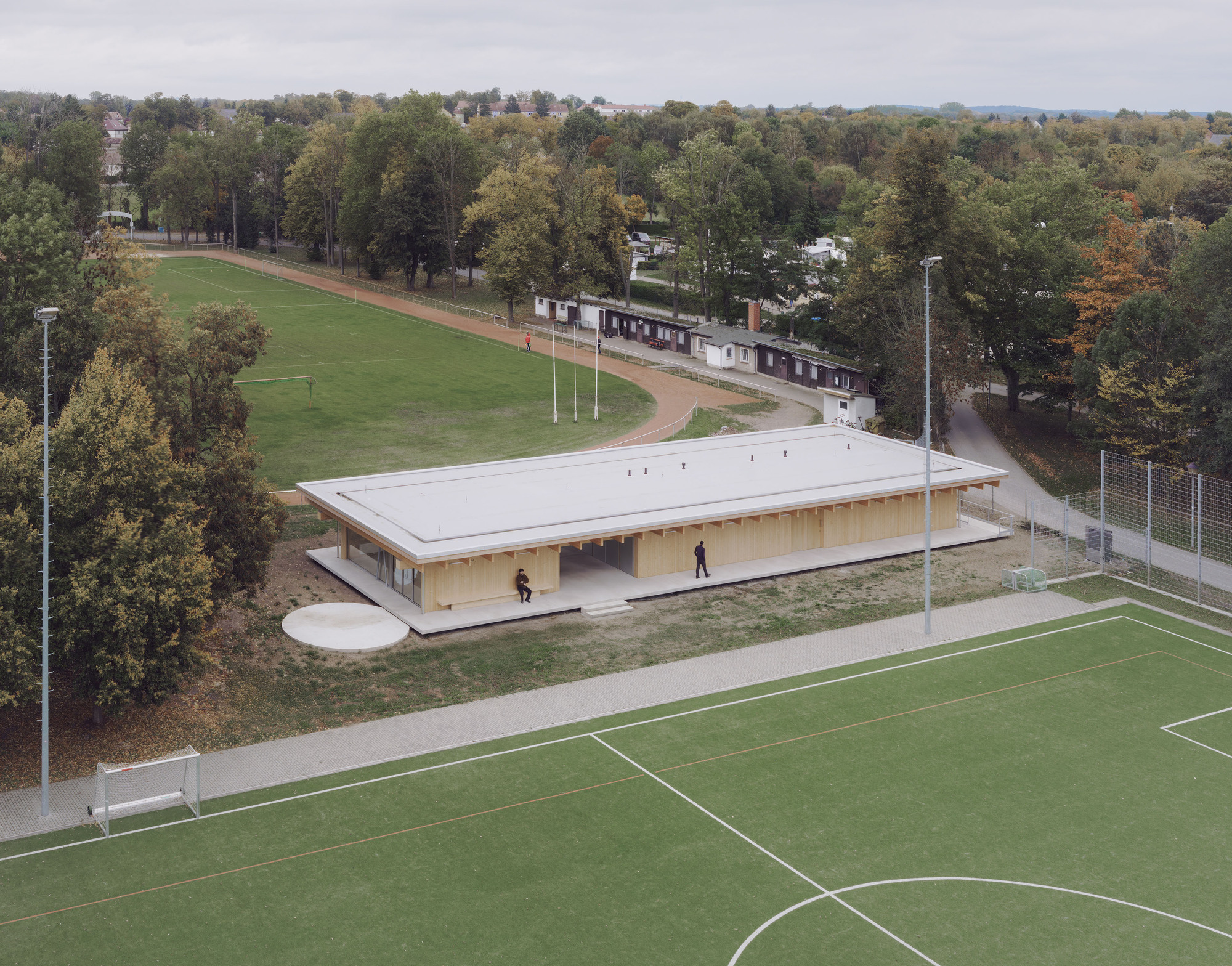 Engawa Sports facility / FAKT – Office for Architecture