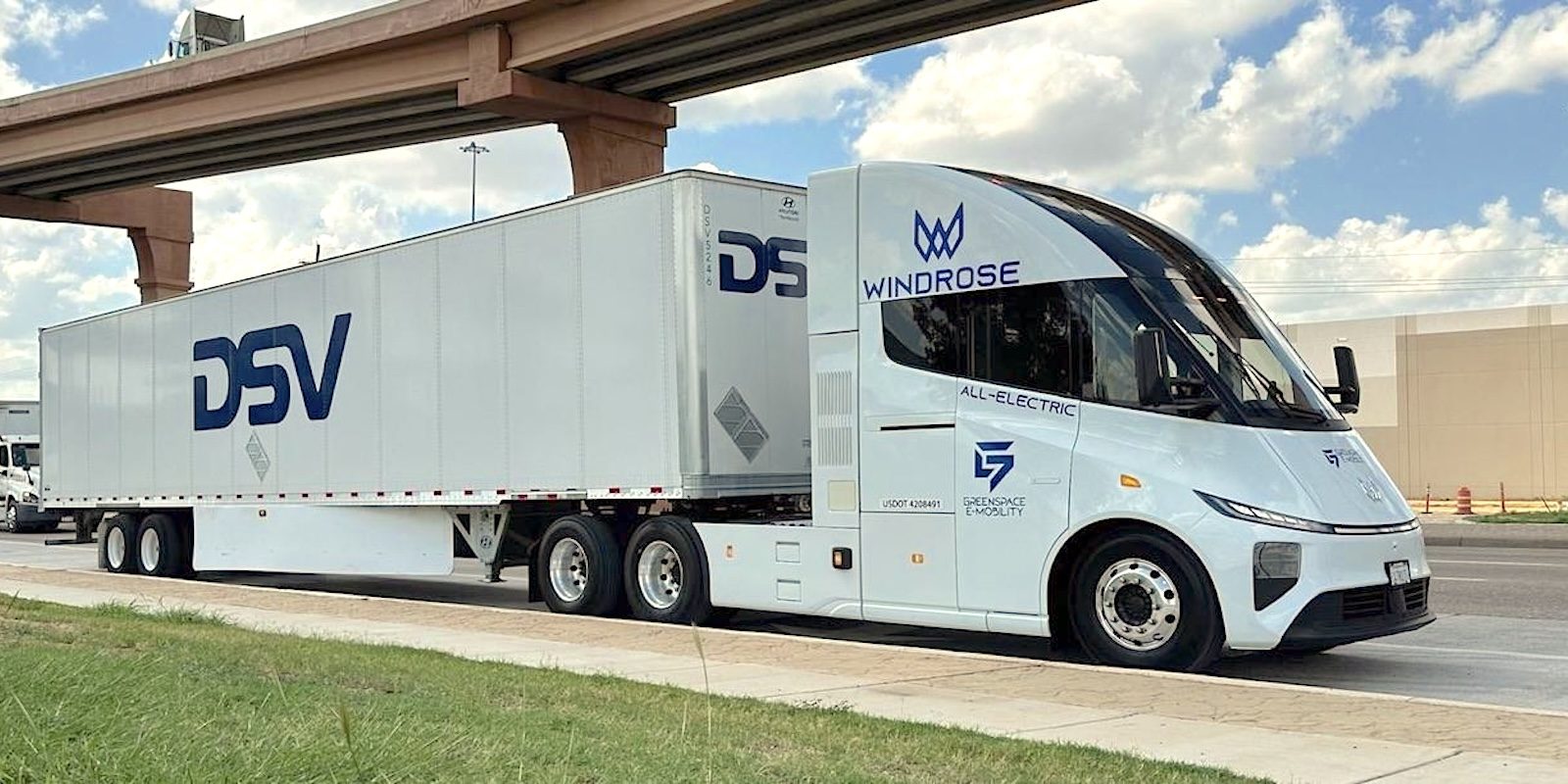 Windrose says 10 of its electric semi trucks are coming to Texas’ I-35 corridor