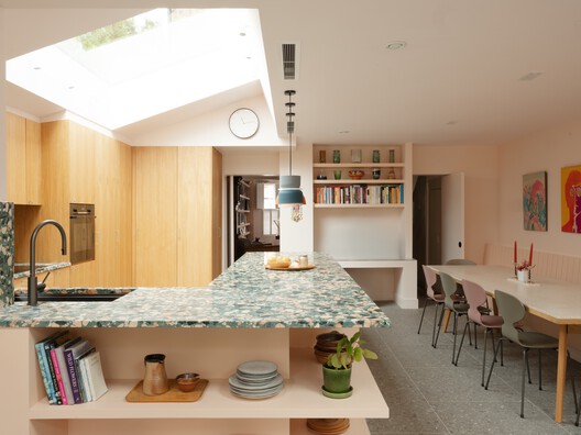 Sawtooth House / Francesco Pierazzi Architects