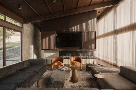 RB Tapalpa Cabin / ALMA de Arquitectos