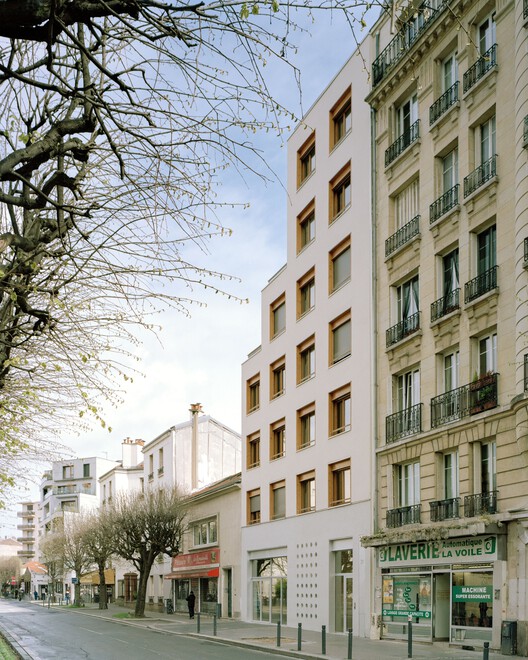 Montreuil Housing / minuit architectes