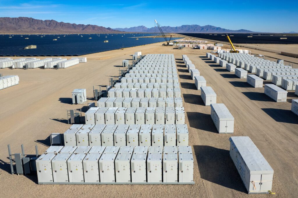 Scaling and optimizing modern battery production: The role of advanced automation and digitalization