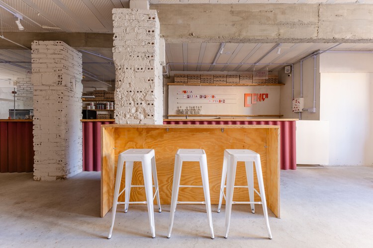 Cença Pizza Bar / IN arq+design