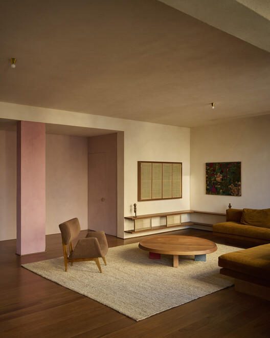 Colors Apartment / Lucas Jimeno Dualde