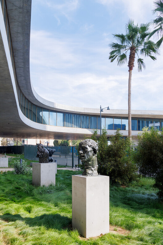 “Building a Swiss Watch Out of Concrete”: Clark Construction on LACMA’s David Geffen Galleries