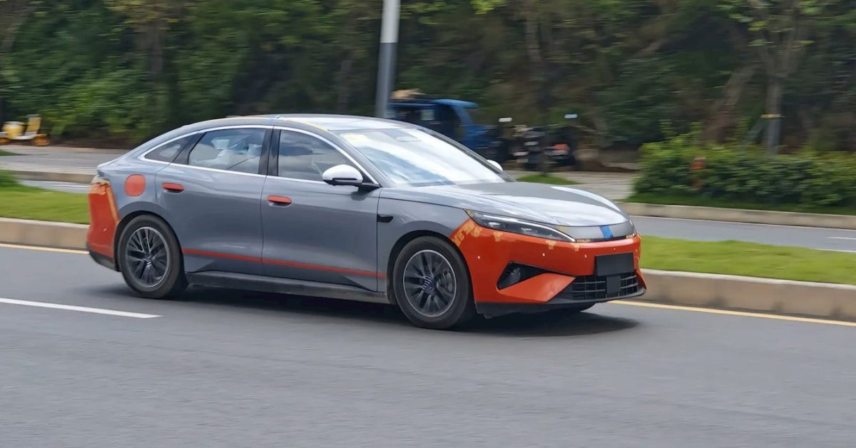 BYD’s new Qin Max EV with Flash Charging spotted for the first time