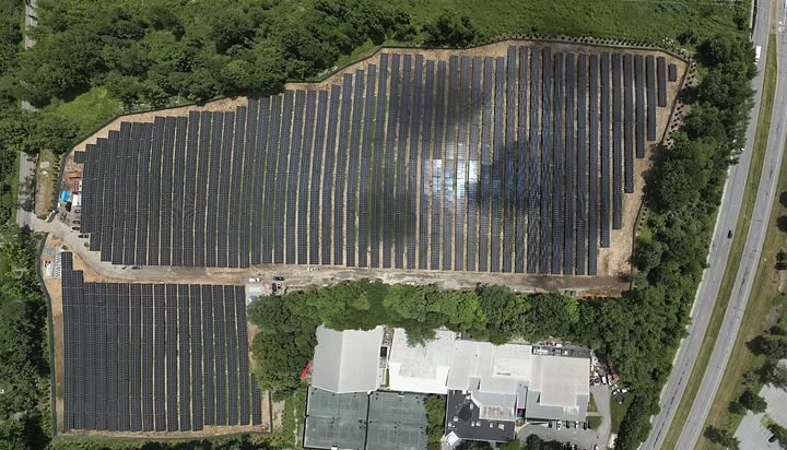 Case study: Navigating challenging terrain with ground screw solutions for a 6.1 MW solar site