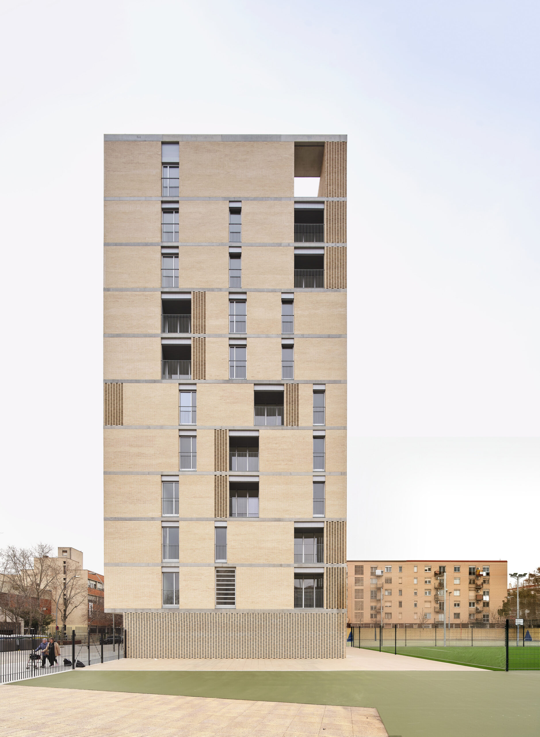 Social Atrium — 54 Social Housing Units in Besòs / Peris+Toral.arquitectes