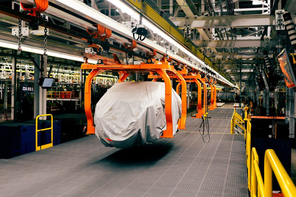 Ford to use its Universal EV Production System to produce the new Fathom electric pickup
