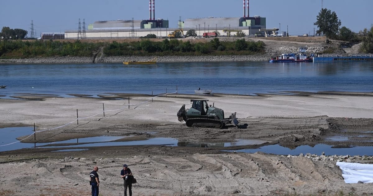 How much of a threat do heat waves pose to nuclear plants?