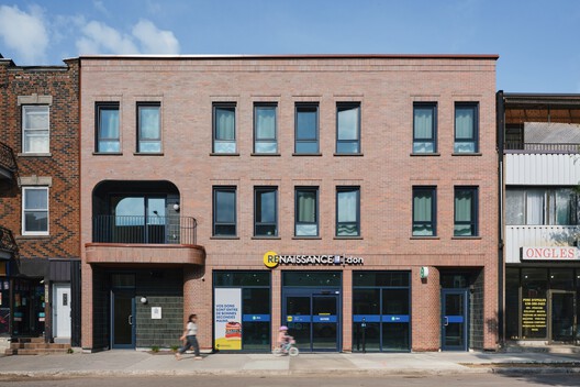 Pavillon Monk / L. McComber
