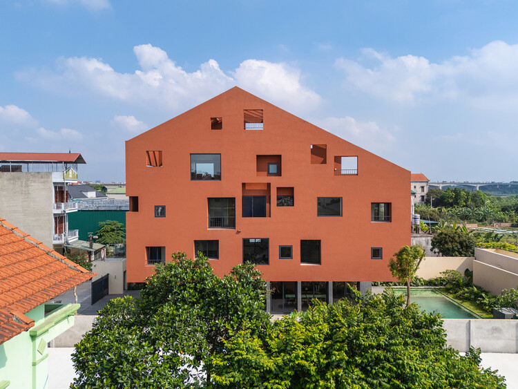 100 Windows House / Inrestudio