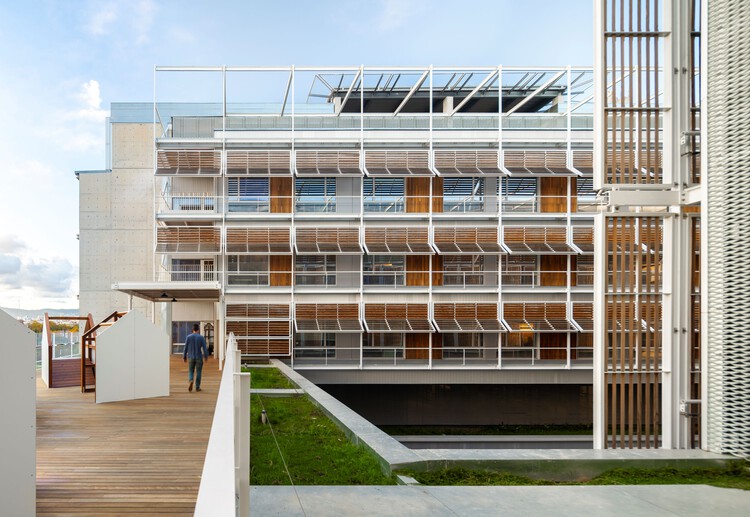 Hospital del Mar Phase 2 Expansion / PINEARQ + Brullet-De Luna Arquitectes