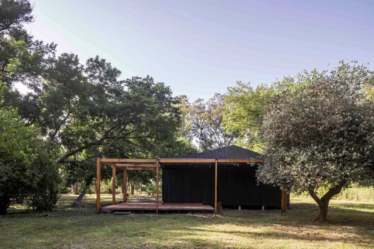 Etchegoyen House / wasingerbarletti arquitectos