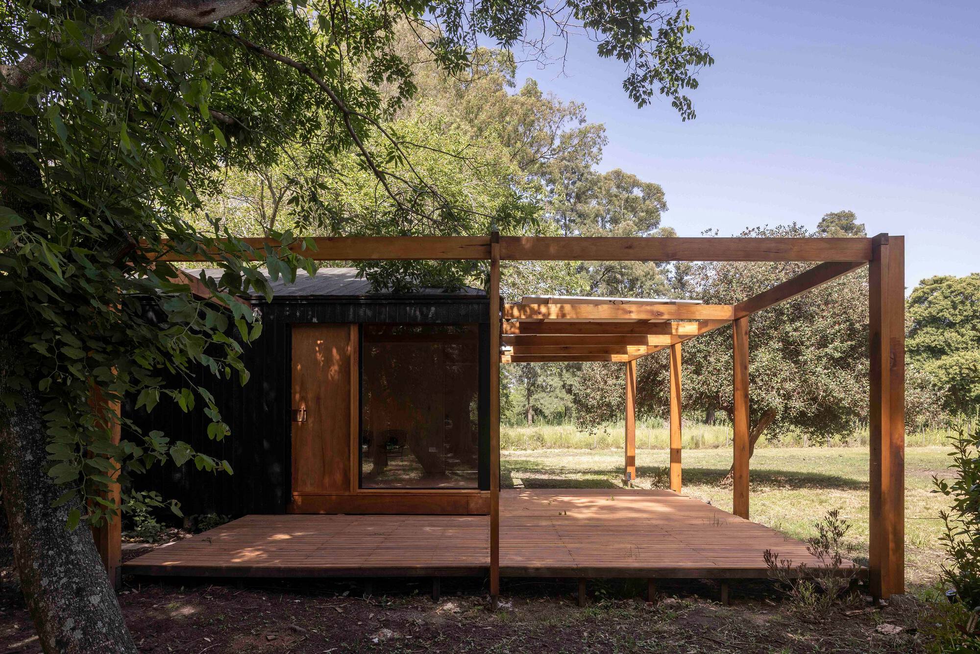 Etchegoyen House / wasingerbarletti arquitectos