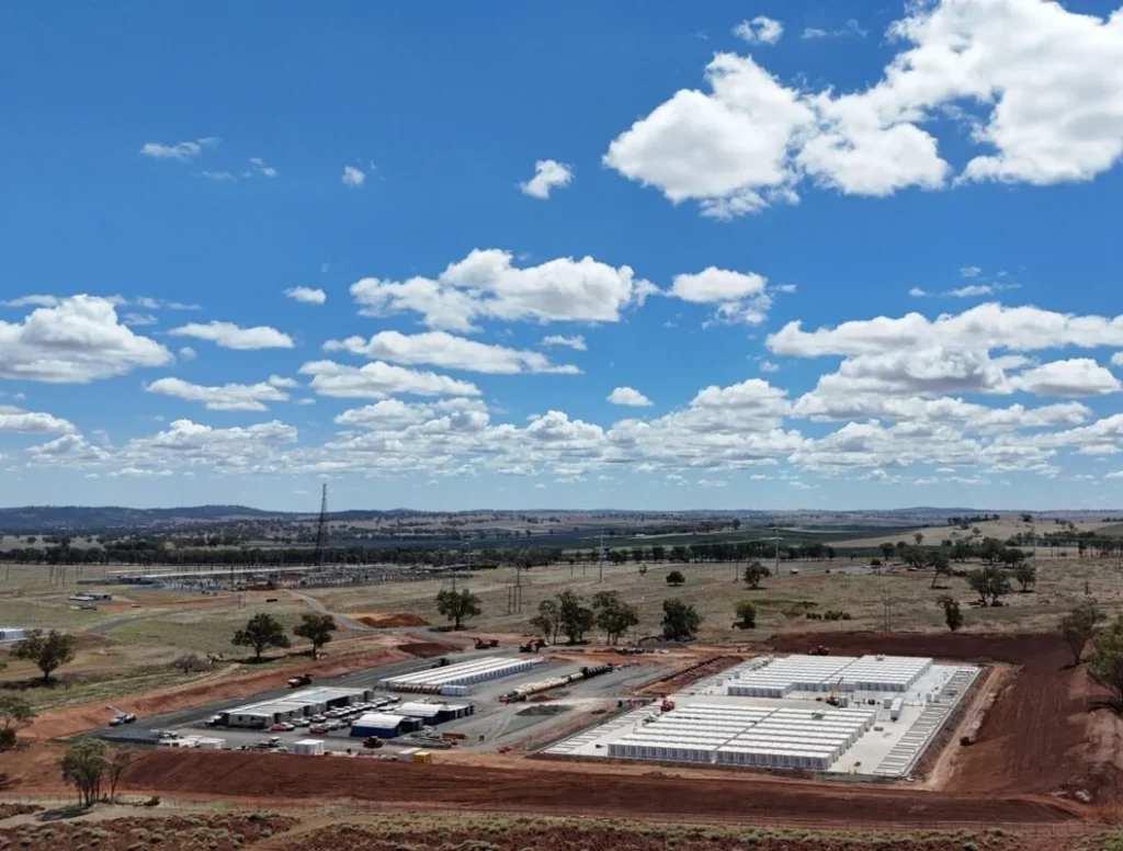Australia: Battery storage systems hit record 4,325MW discharge as NEM cycling swing reaches 8.3GW