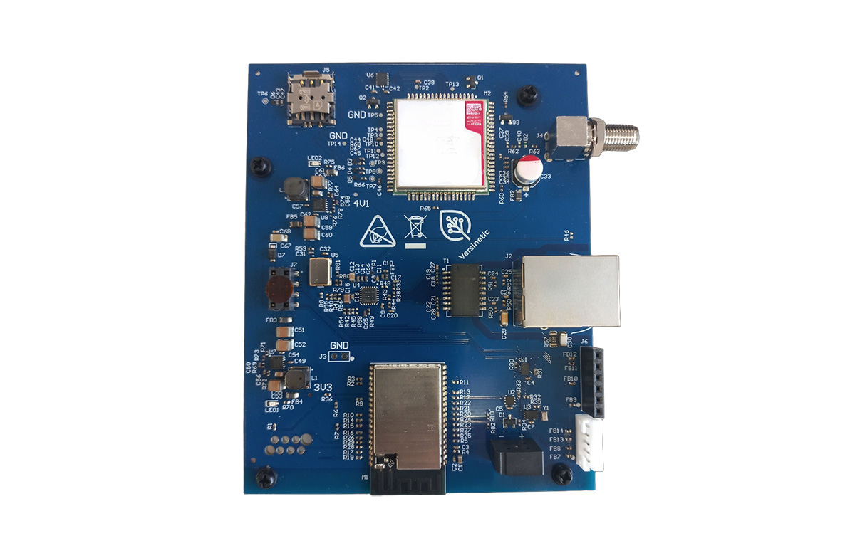 Versinetic’s CongaEEL and MinnoRay boards let two AC charger sockets share one controller