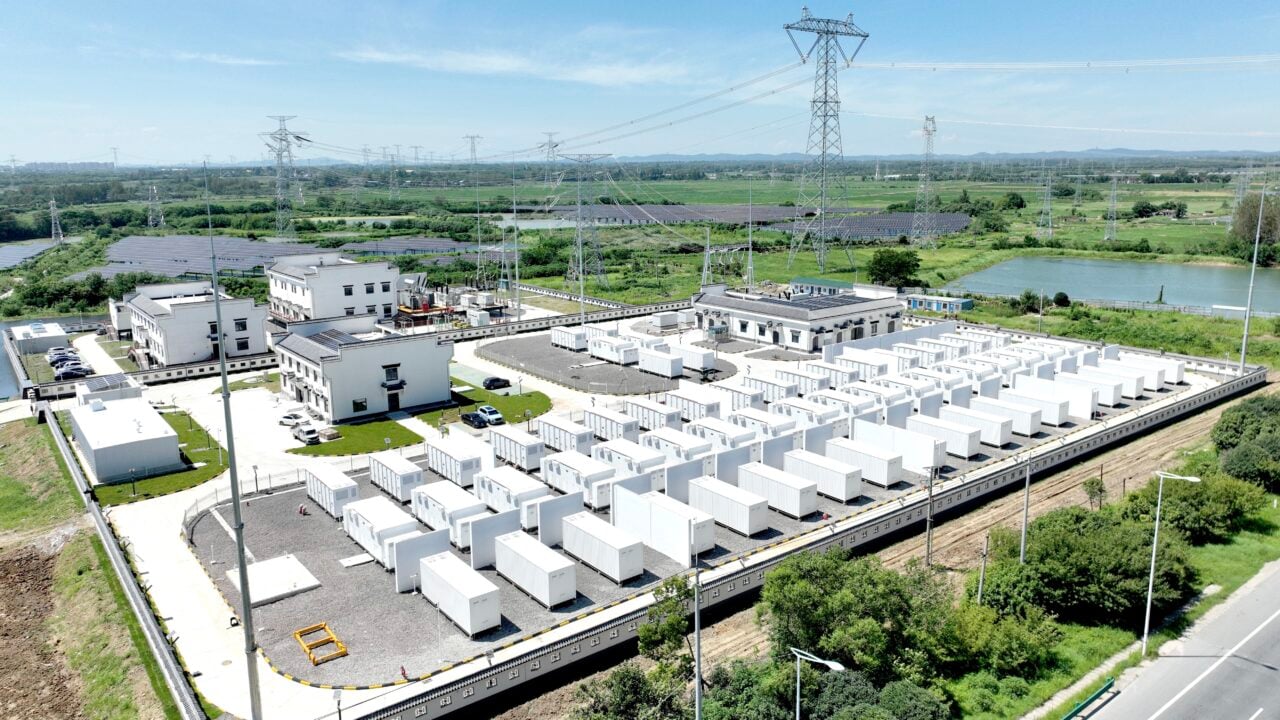 Sungrow’s battery storage revenue tops PV business, H1 shipments hit 25GWh