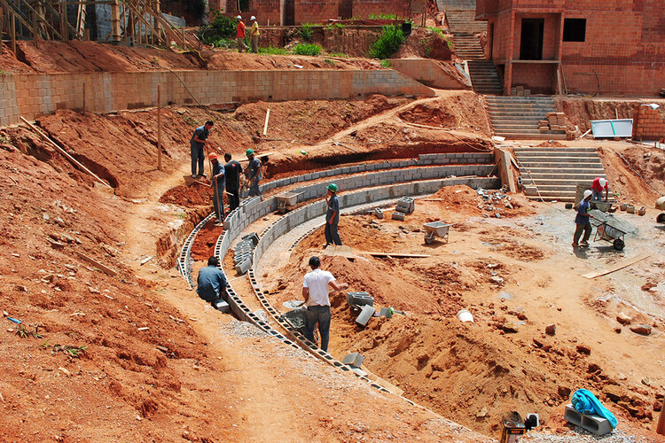Building as Political Practice: USINA and the Legacy of Collective Construction in Brazil
