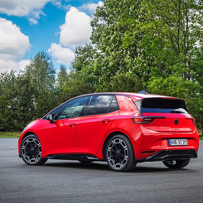 Volkswagen’s new electric hot hatch delivers more power than the Golf GTI [Images]