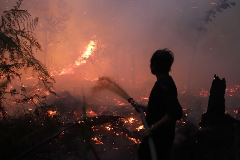 Analysis: ‘Super El Niño’ reaches ‘remarkable’ all-time record