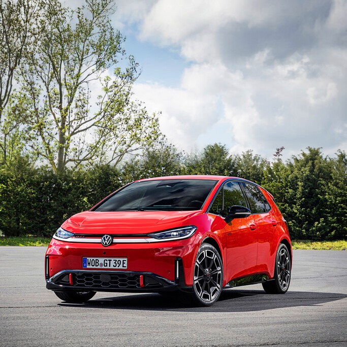 Volkswagen’s new electric hot hatch delivers more power than the Golf GTI [Images]