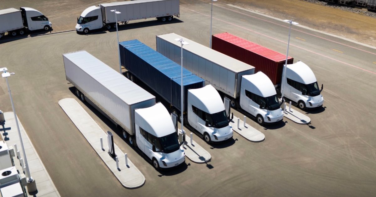 Tesla to run public Megachargers at 3 Forum Mobility Semi depots