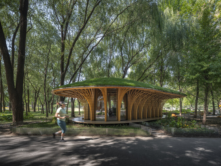 West Garden Florist / LUO studio