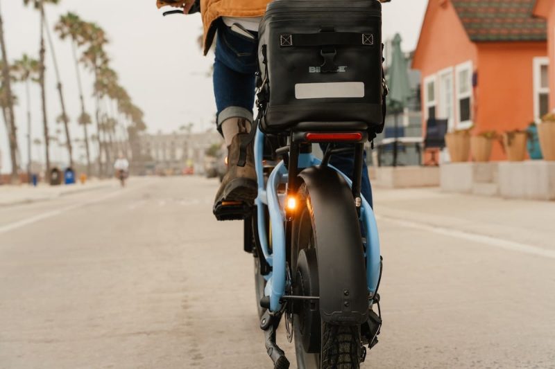 Segway’s new 28 MPH MUXI Pro cargo e-bike gets automatic shifting and regen braking