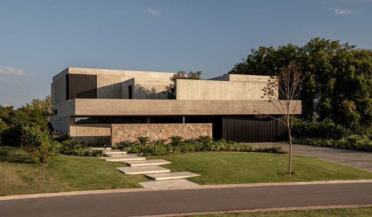 Grava House / remyarchitects