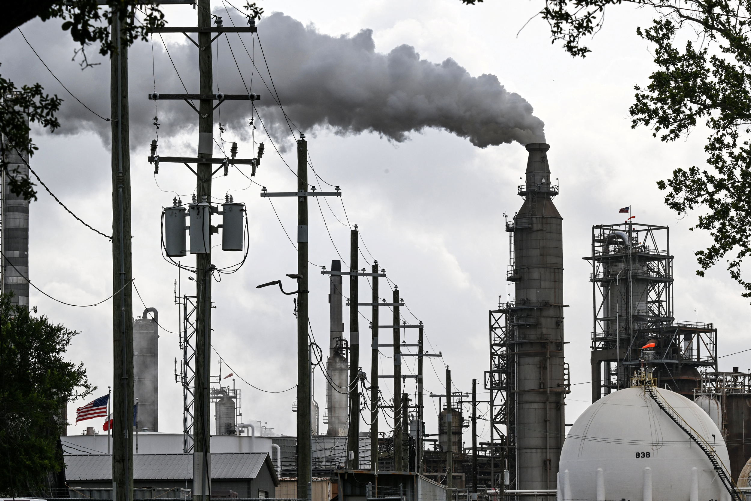 In Texas’ 9th Congressional District, Candidates Spar Over Fossil Fuels