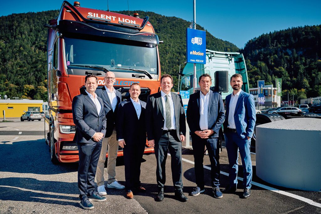 Siemens and OMV deploy high-power electric truck charging in Austria